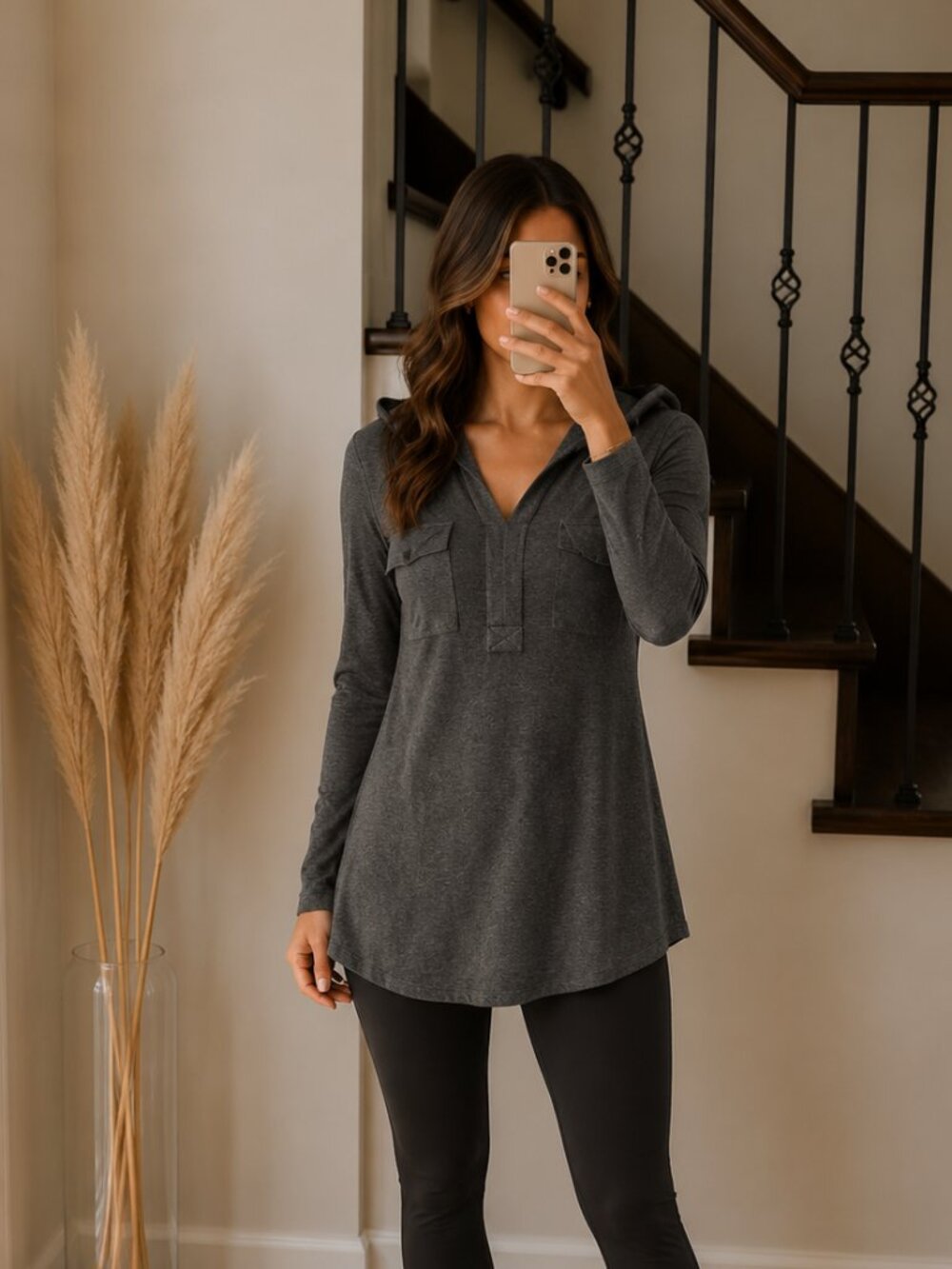Splendid Charcoal Gray V-Neck Long Sleeve Tunic Top